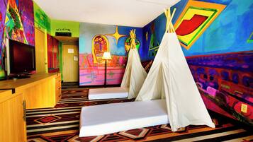 Family Suite, 2 Bedrooms (Artist) | Premium bedding, in-room safe, individually decorated, desk