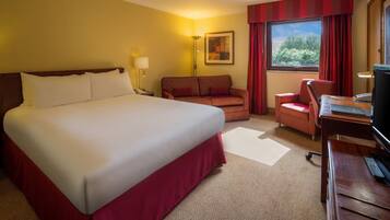 Hypoallergeen beddengoed, een kluis op de kamer, een bureau