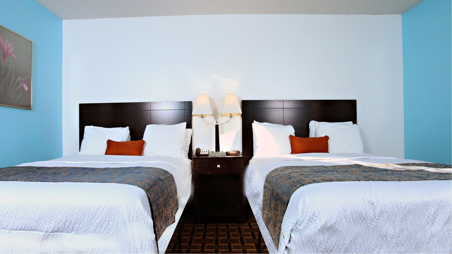 Coratel Inn & Suites By Jasper Newton