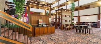 Clarion Hotel Convention Center