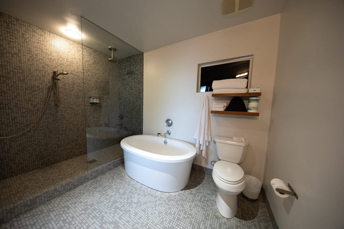 design suite, 1 bedroom, bathtub | deep-soaking bathtub