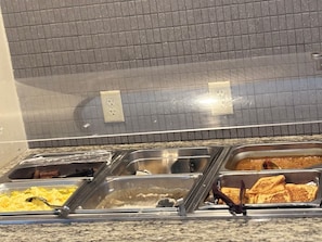 Déjeuner et souper servis sur place