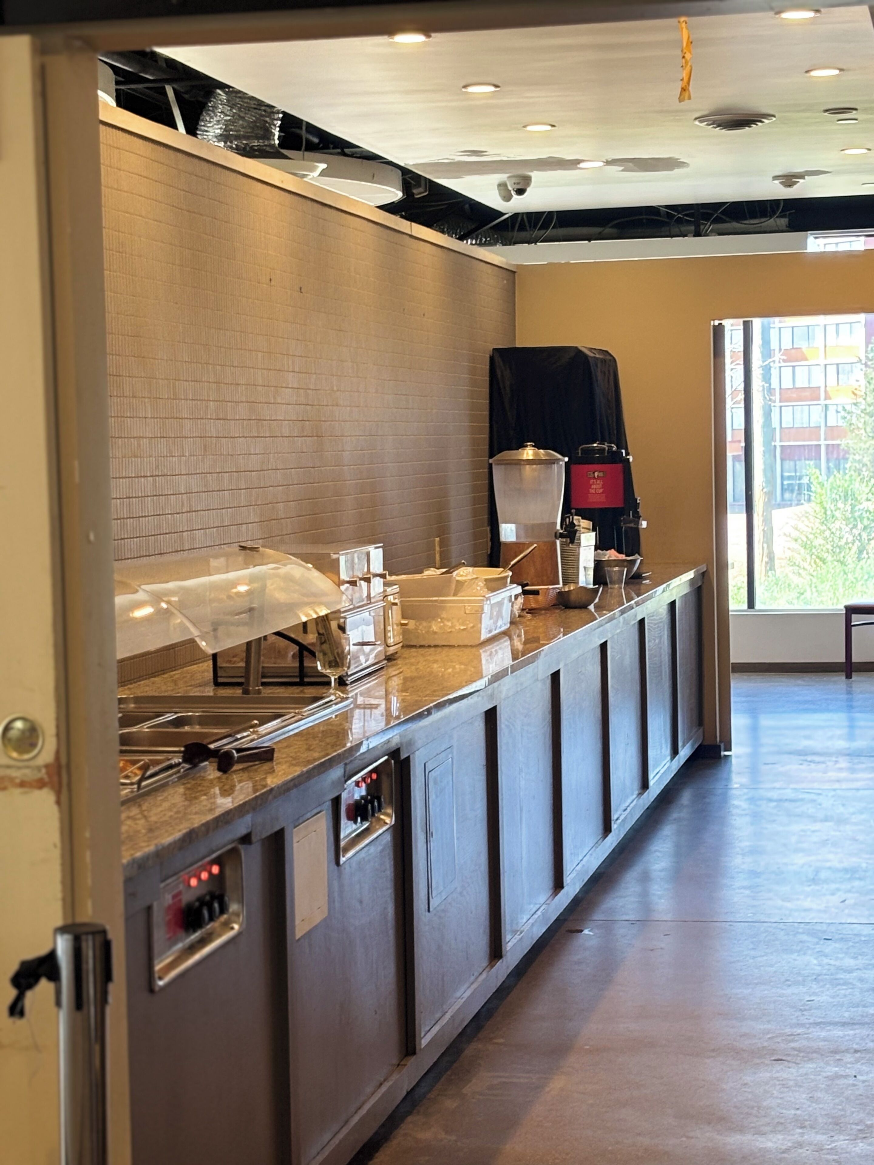 Photo - Plaza Hotel Denver Central