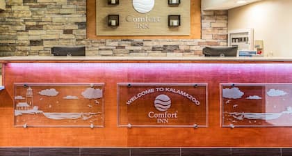 Comfort Inn Wings Stadium
