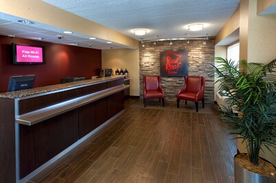 Red Roof Inn Dayton North Airport