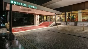 Property entrance - Centro Hotel Bristol (Bonn)