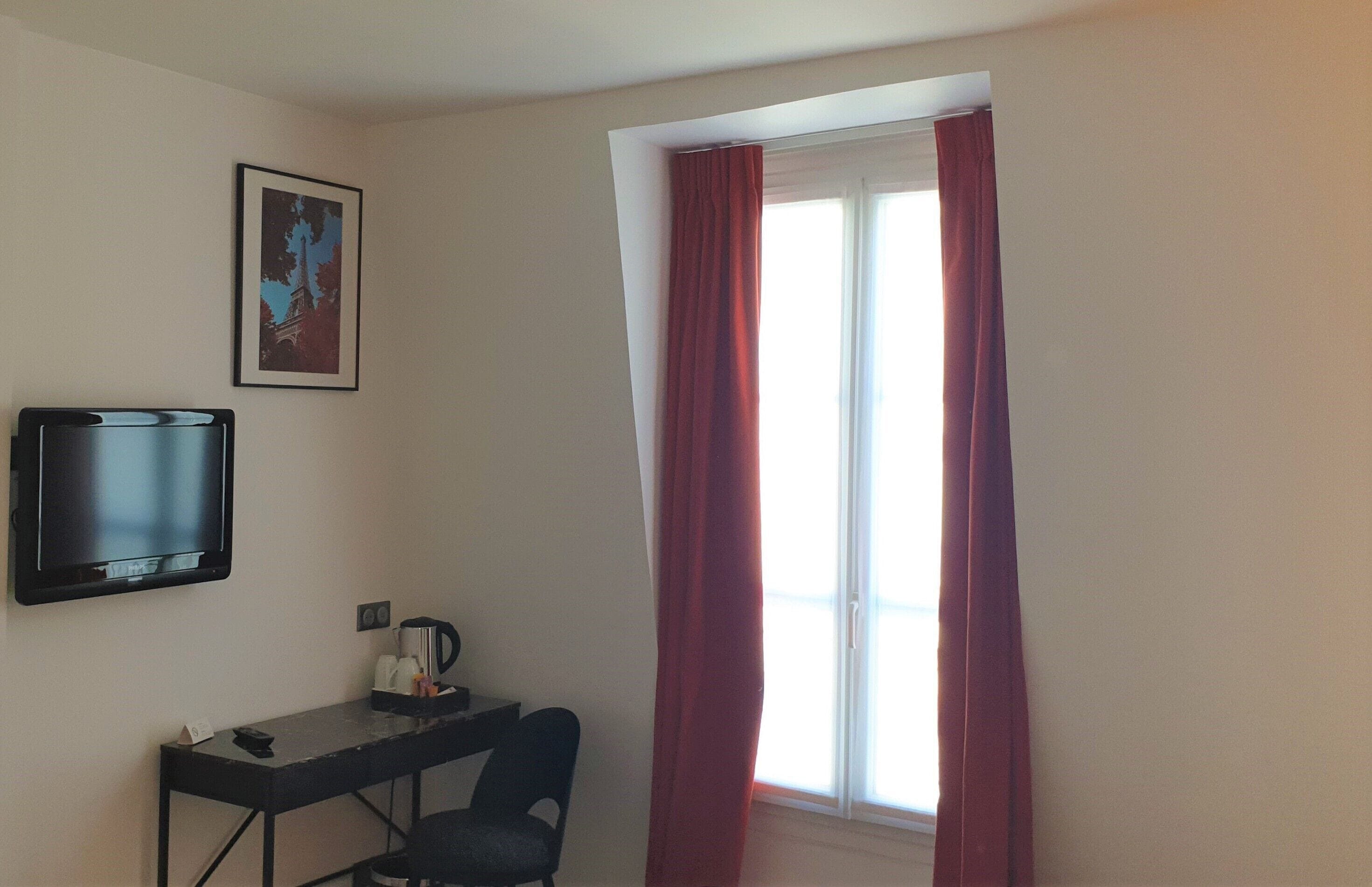 superior twin room | 1 bedroom, premium bedding, in-room safe, soundproofing