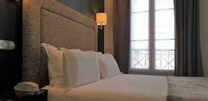 Superior Double Room | 1 bedroom, premium bedding, in-room safe, soundproofing