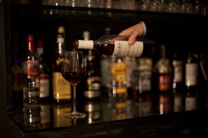 Bar (en la propiedad)