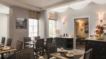 Daily buffet breakfast (EUR 18 per person)
