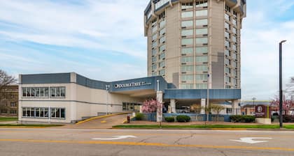 DoubleTree by Hilton Hotel Jefferson City