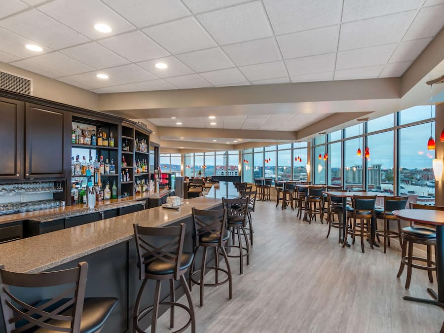 Breakfast, lunch and dinner served