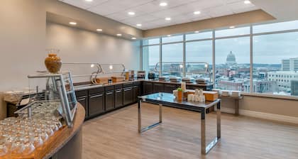 DoubleTree by Hilton Hotel Jefferson City