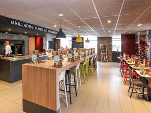 Lunch and dinner served - ibis Lyon Villefranche sur Saone (Limas)