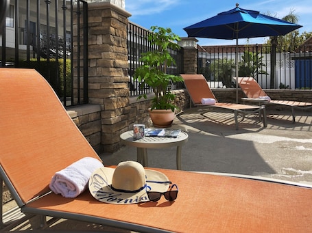 Outdoor pool. Tropicana Inn and Suites