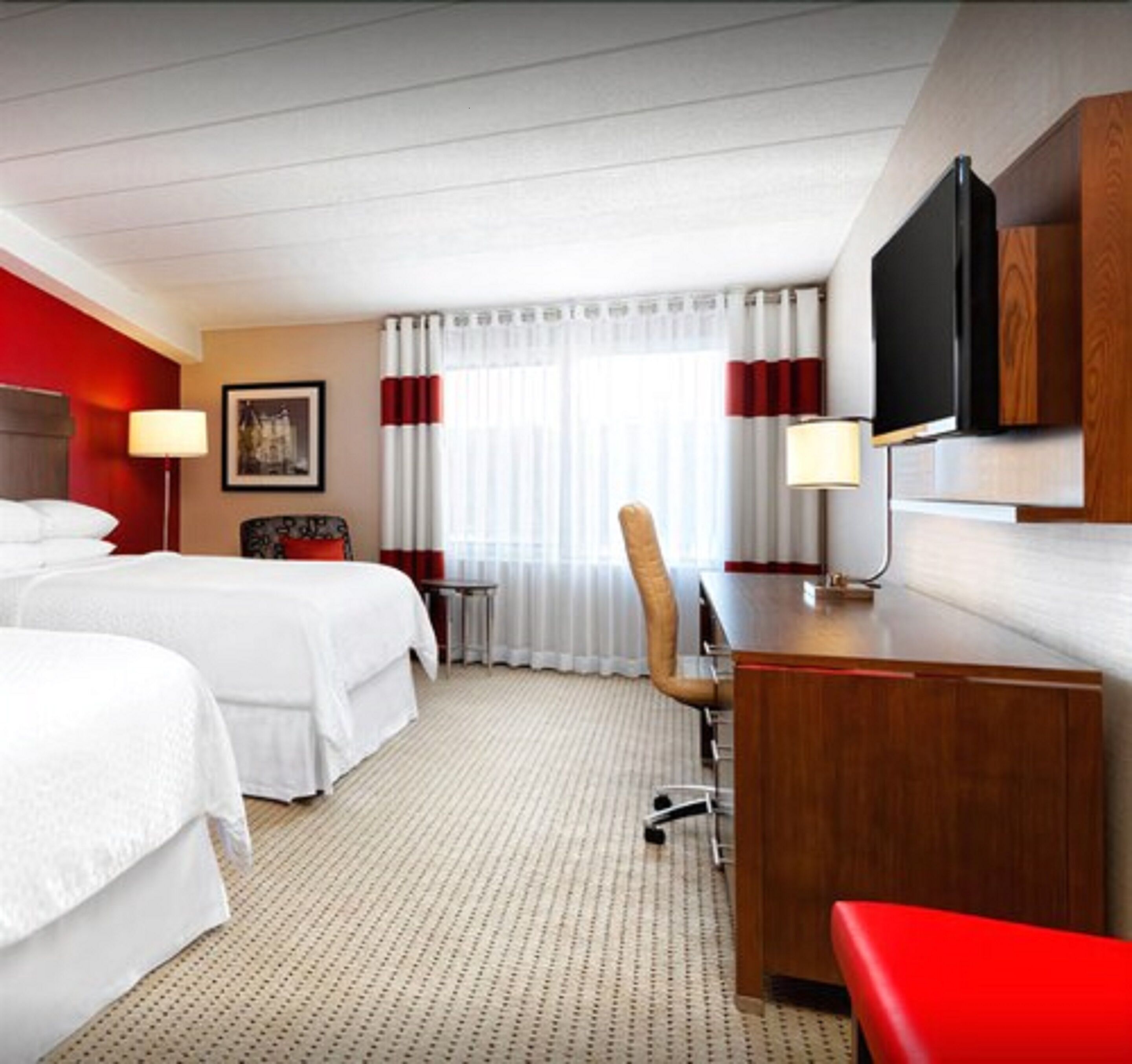 1 bedroom, premium bedding, in-room safe, desk