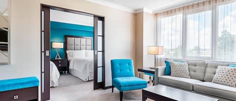 Suite, 2 Doppelbetten, Nichtraucher, Turm | Wohnzimmer