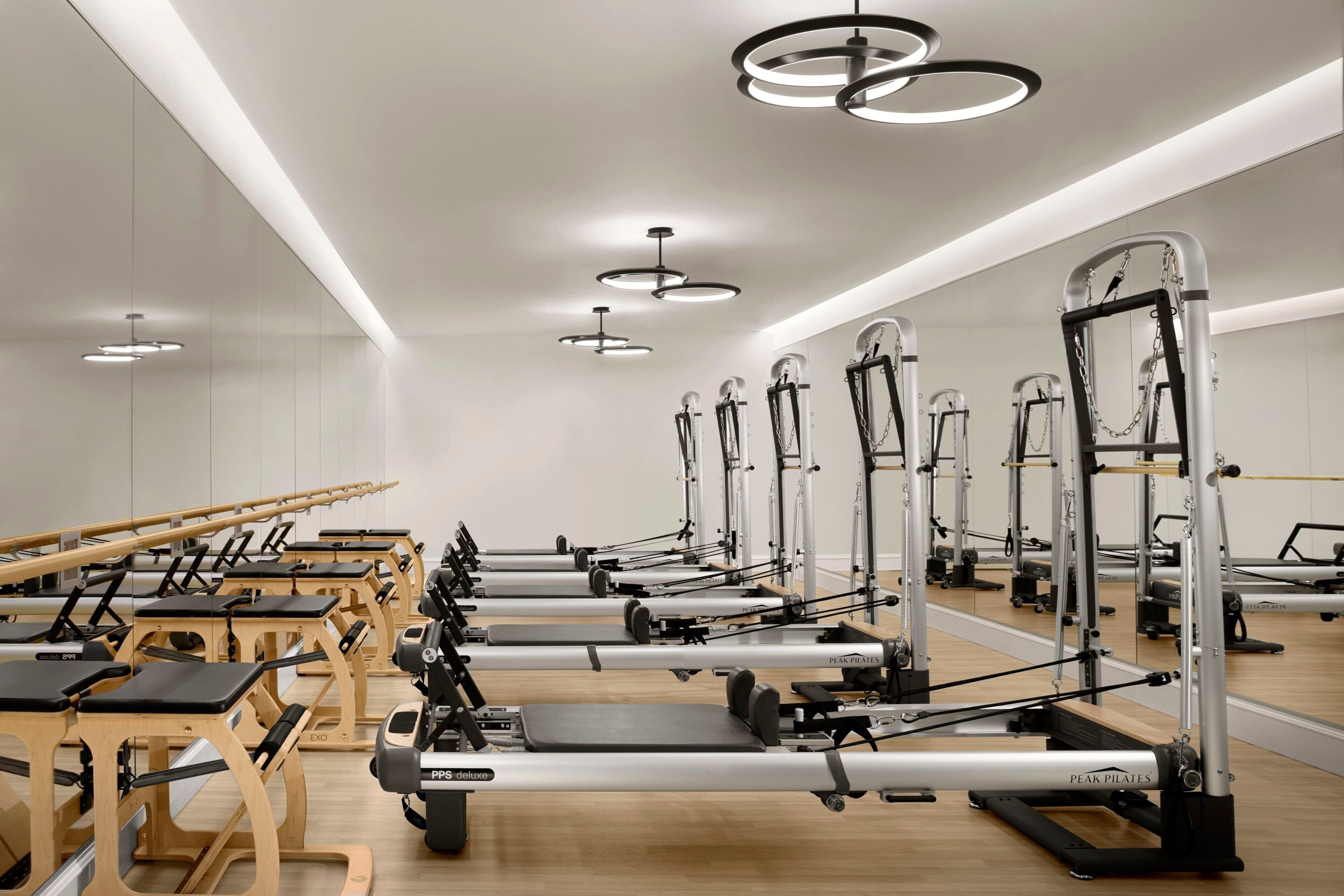 couples treatment room(s), sauna, hot tub, steam room, body treatments