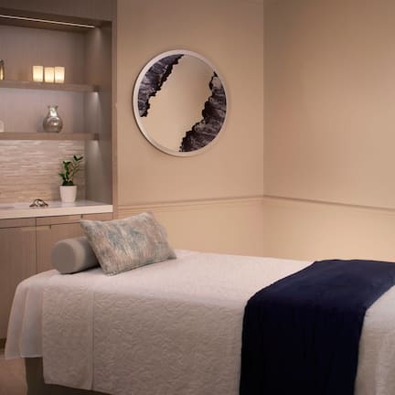 Couples treatment rooms, sauna, hot tub, steam room, body treatments
