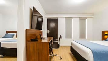Family Room, Multiple Beds