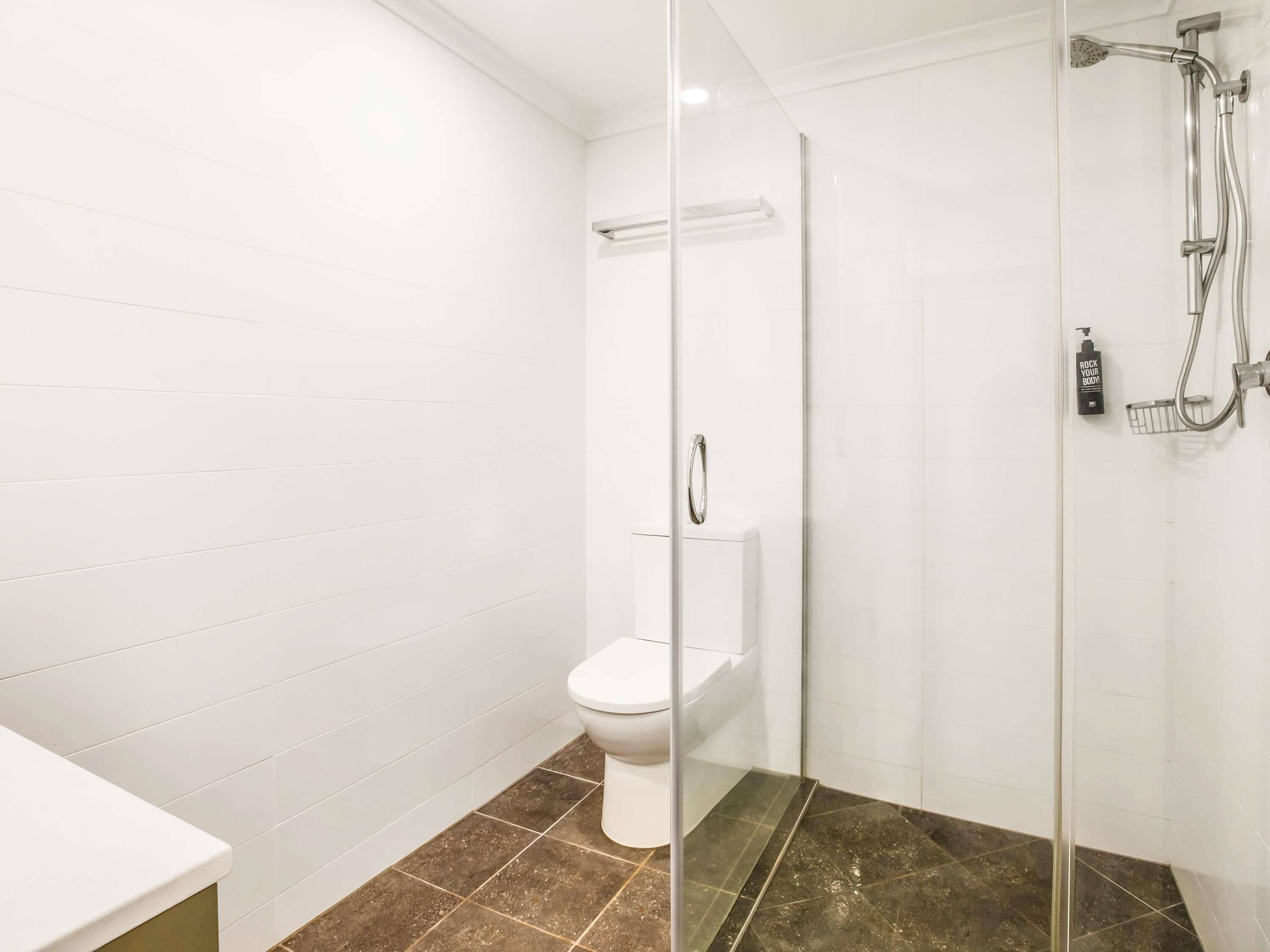 Minibar, Schreibtisch, schallisolierte Zimmer, Bügeleisen/Bügelbrett