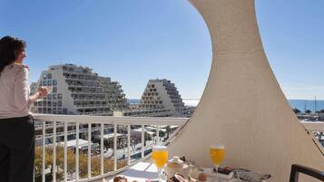 1 Schlafzimmer, Minibar, Zimmersafe, Schreibtisch