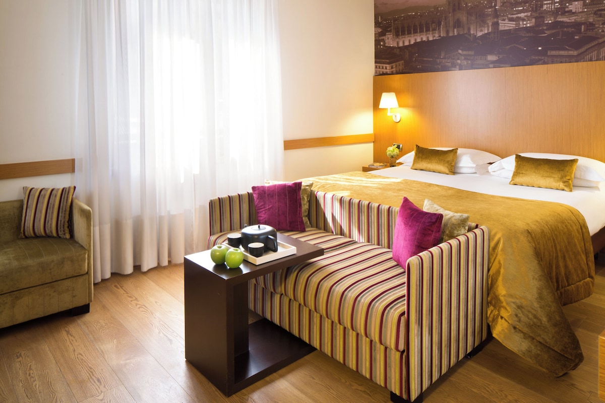Deluxe Double Room | Premium bedding, minibar, in-room safe, desk