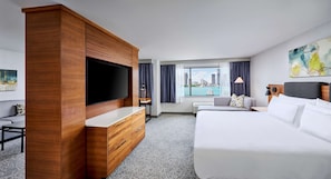 Studio Suite, 1 King Bed (Water View) | Down duvets, pillow-top beds, in-room safe, desk