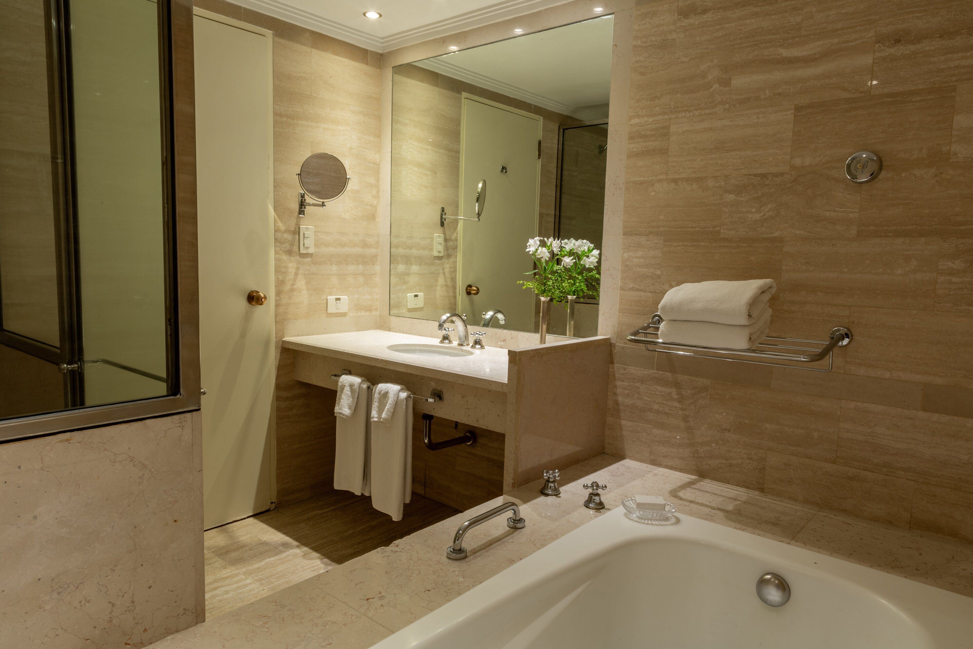 junior suite, 1 king bed | bathroom | shower, free toiletries, hair dryer, bathrobes