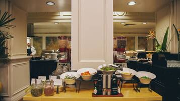 Daily buffet breakfast for a fee