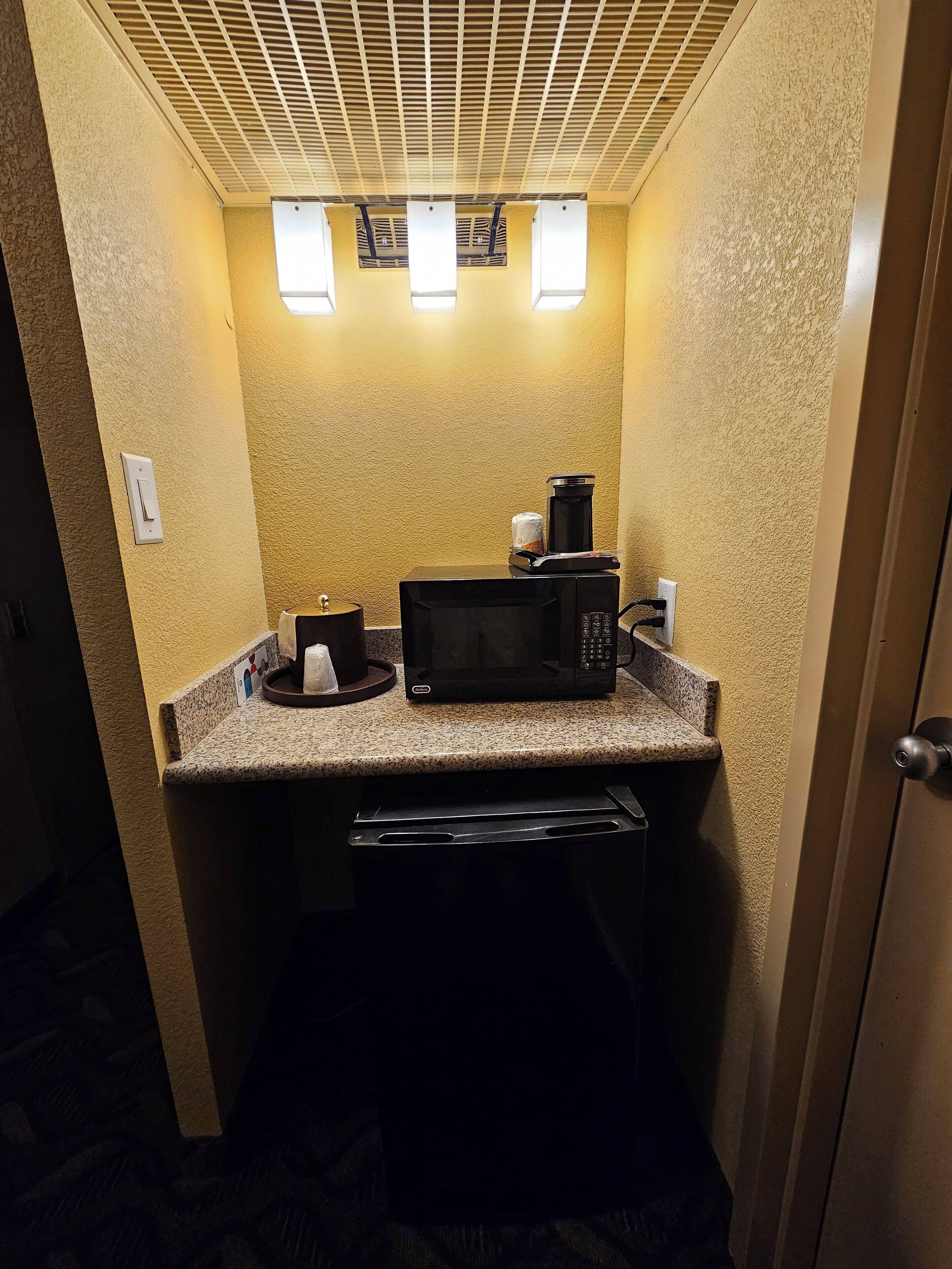 Photo - Clarion Inn & Suites Roswell