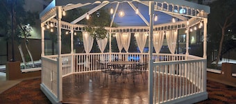 Clarion Inn & Suites
