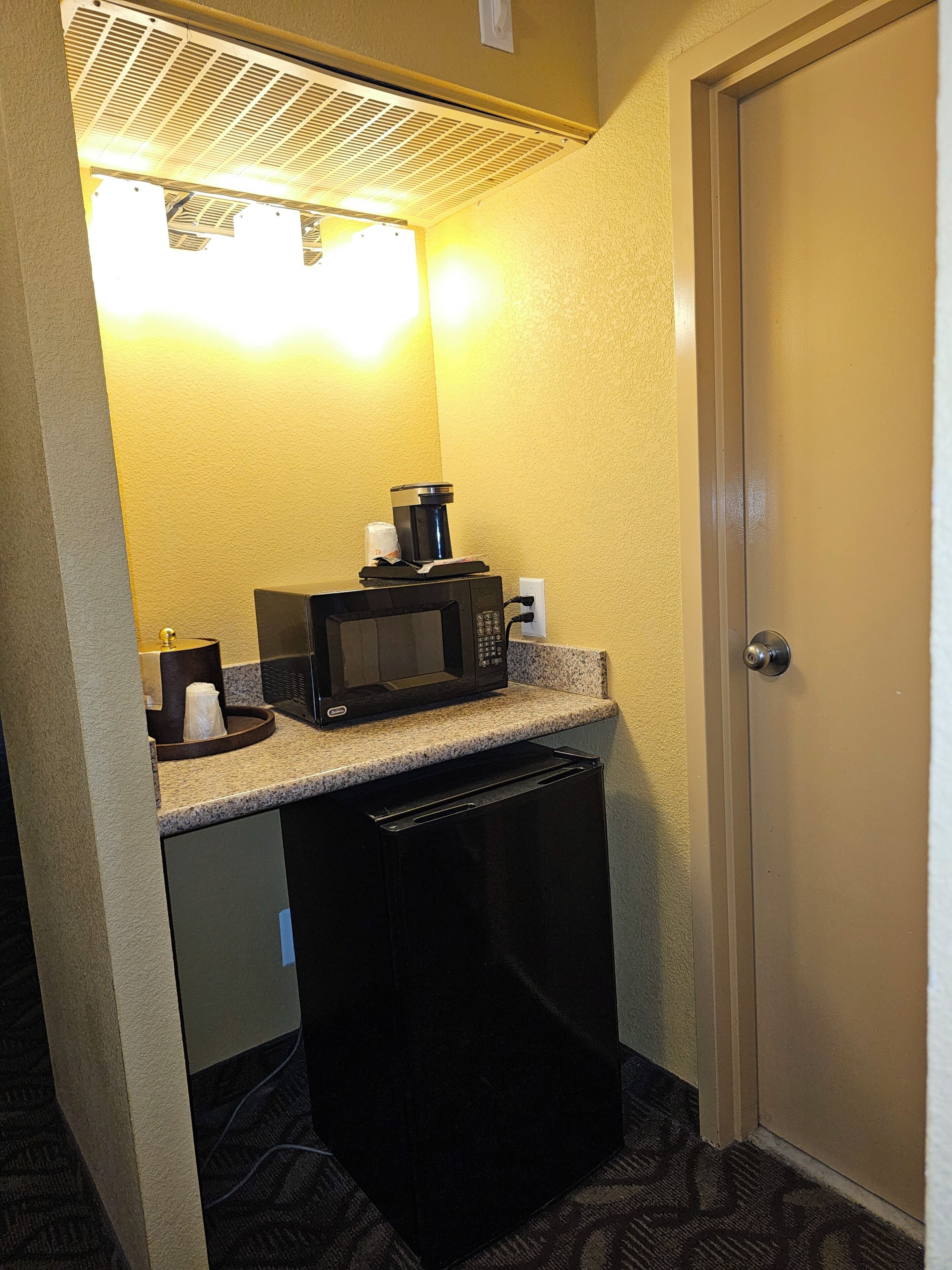 Photo - Clarion Inn & Suites Roswell