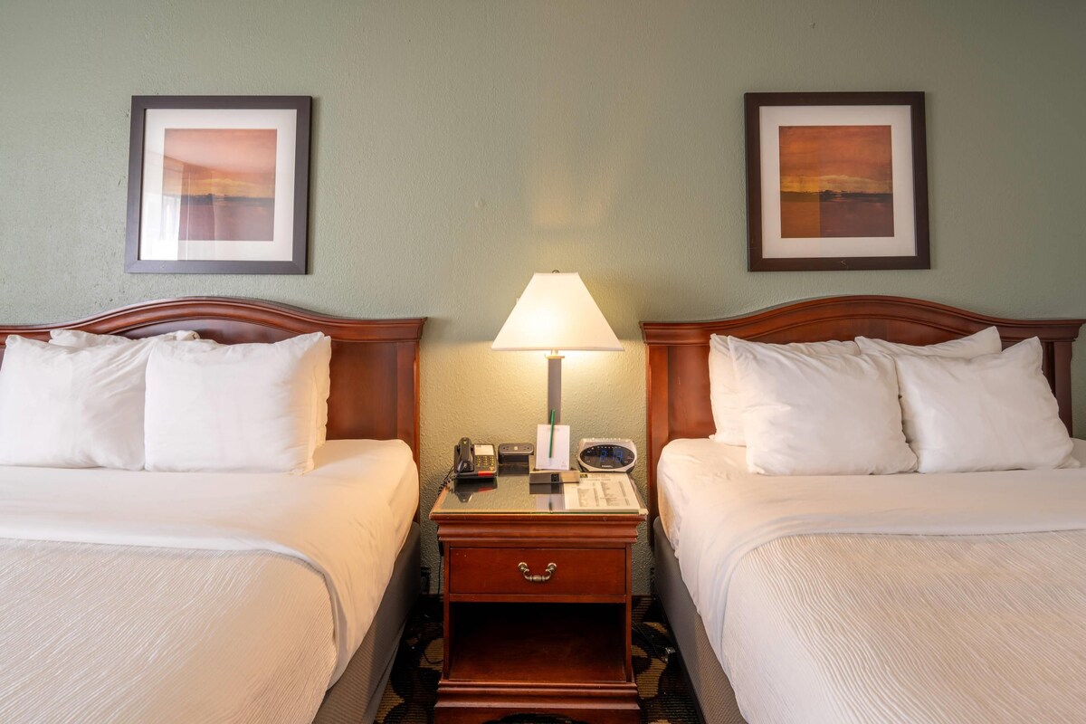 Standard Room, 2 Queen Beds, Non Smoking | In-room safe, iron/ironing board, cribs (free), rollaway beds (free)