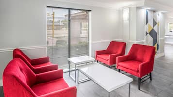 Kawasan tempat duduk lobi