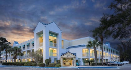 Hotel Carolina, a Days Inn by Wyndham