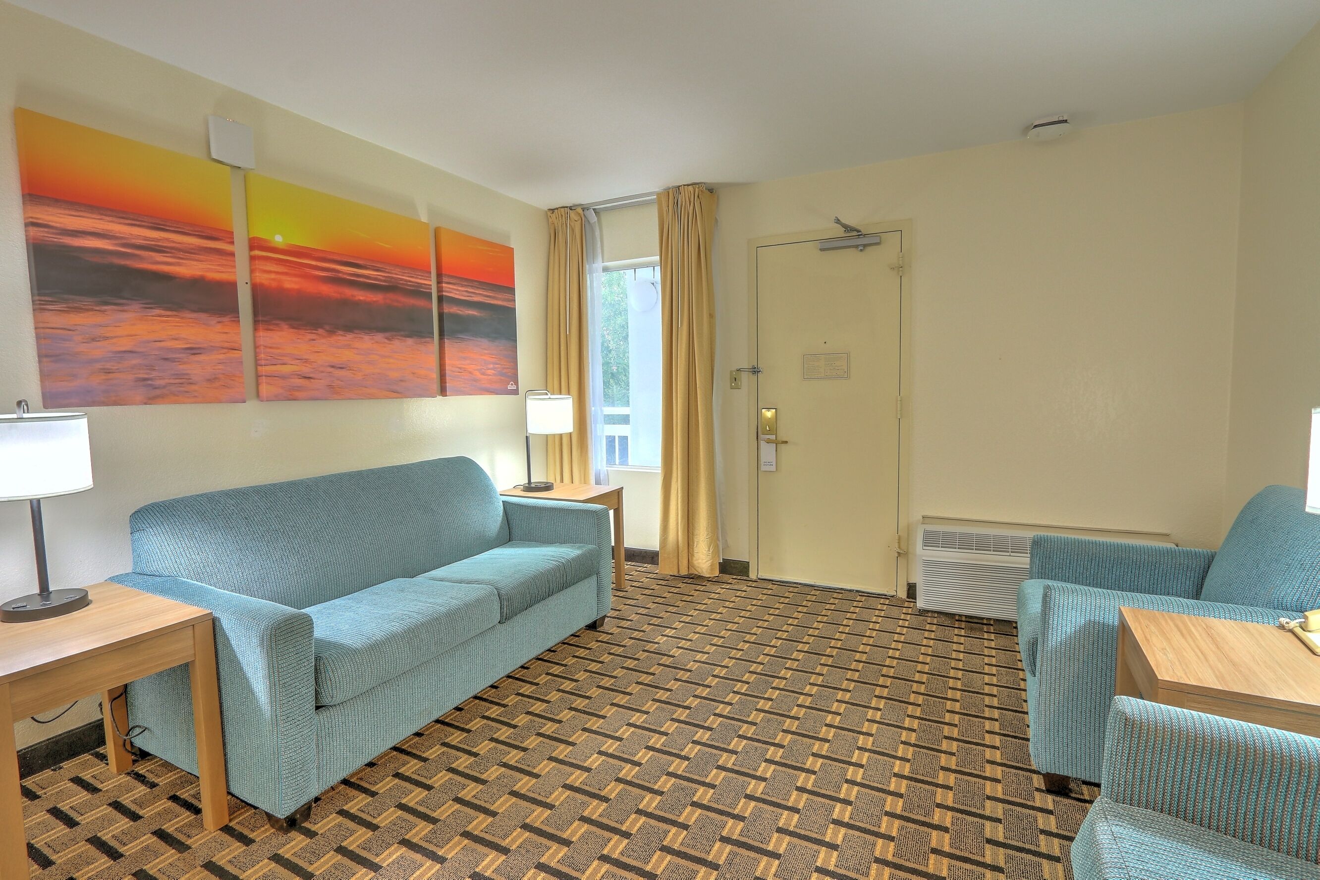 Suite | Living area | LCD TV