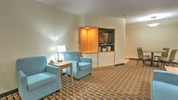 套房 | 起居區 | LCD 液晶電視