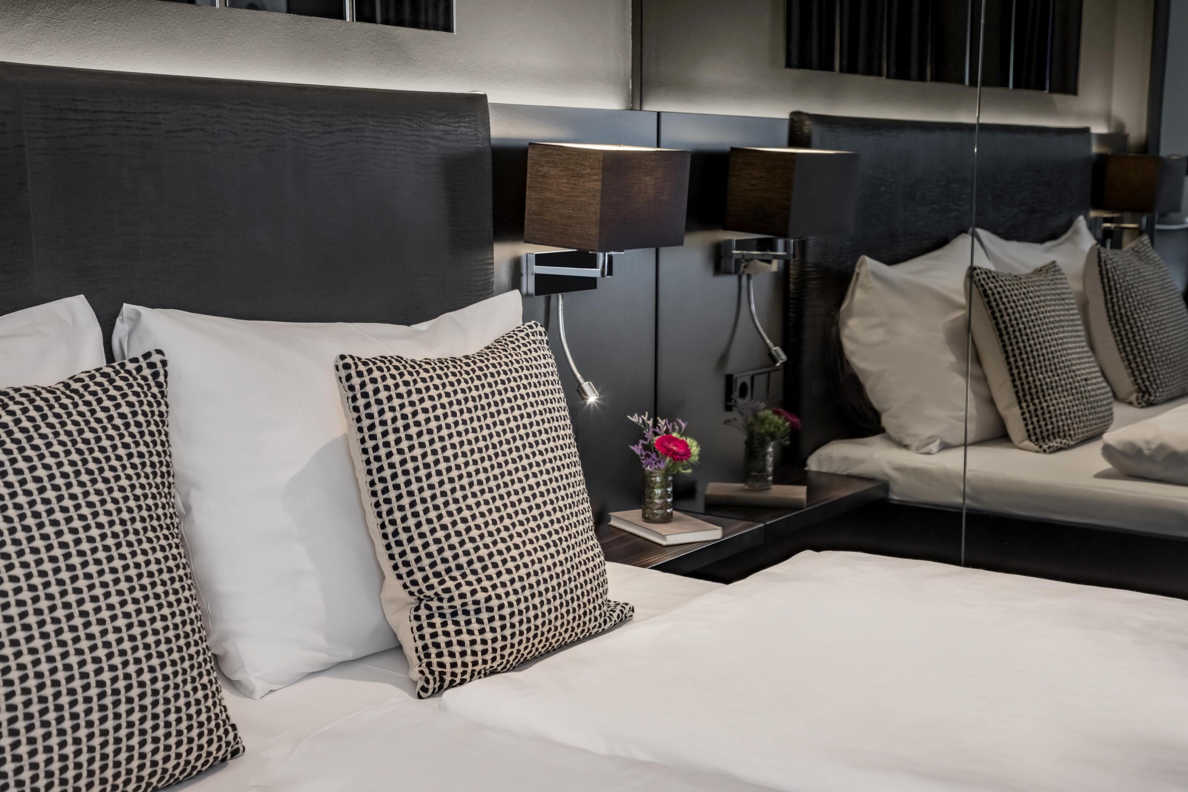 comfort room | hypo-allergenic bedding, in-room safe, individually decorated