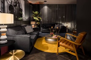 Lobby sitting area - Hotel AMANO Düsseldorf (Düsseldorf)