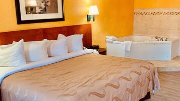 Caja de seguridad en la habitación y escritorio