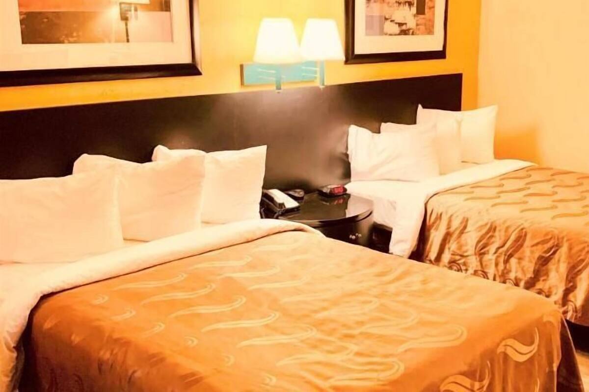In-room safe, desk, laptop workspace, blackout drapes