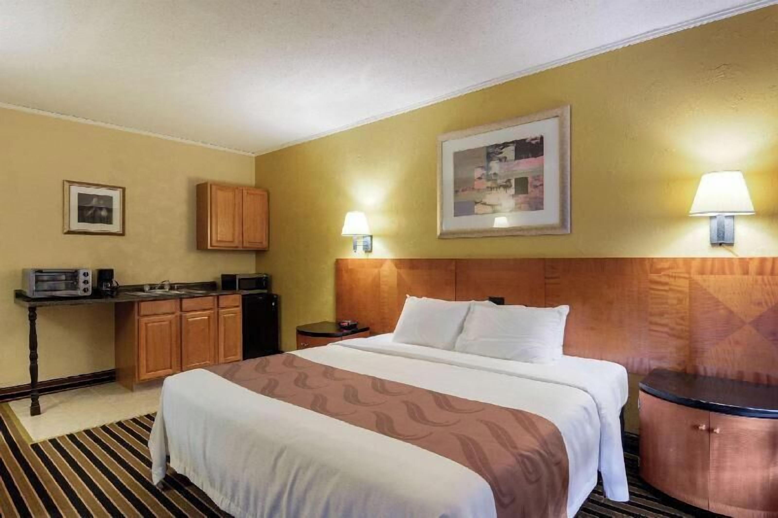 In-room safe, desk, laptop workspace, blackout drapes