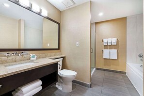 Suite, 1 King Bed with Sofa bed, Non Smoking, Balcony (with Sofabed) | Bathroom | Combined shower/bathtub, free toiletries, hair dryer, towels