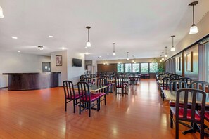 Desayuno continental incluido todos los días