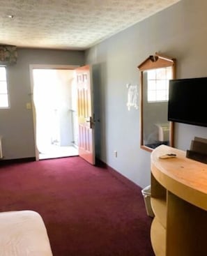 Suite, 1 très grand lit | Fer et planche à repasser, Wi-Fi gratuit, draps fournis, réveils