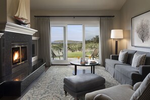 50-inch flat-screen TV with cable channels, TV, streaming services - The Lodge at Bodega Bay (Bodega Bay)