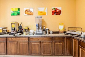 Free daily buffet breakfast