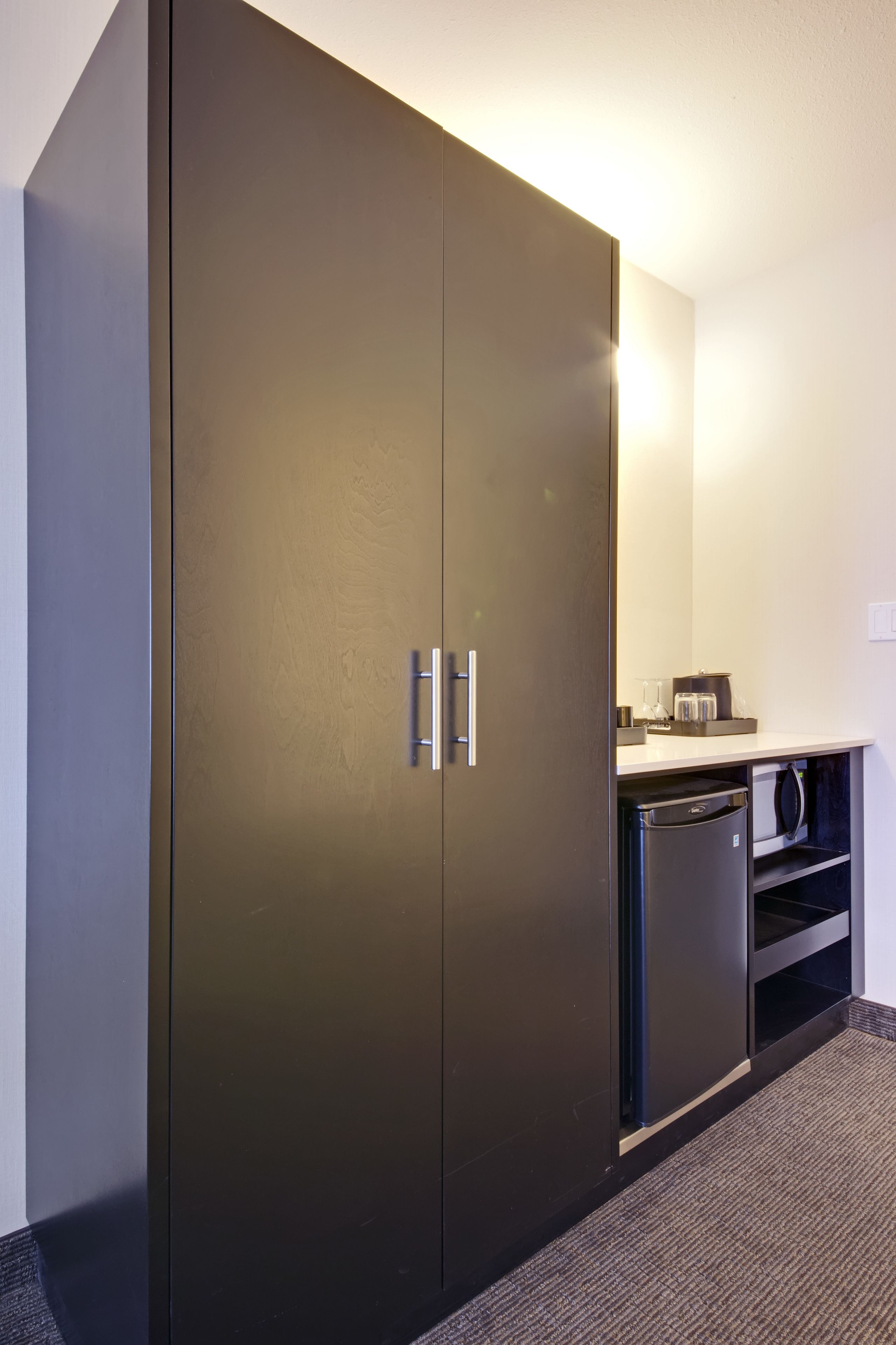 1 bedroom, premium bedding, in-room safe, desk