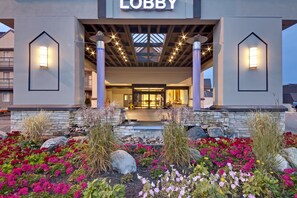 Garden - Coast Kamloops Hotel & Conference Centre (Kamloops)